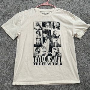 Taylor Swift tour T